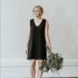 Vetta The Reversible Jumper Dress - Black/Blue